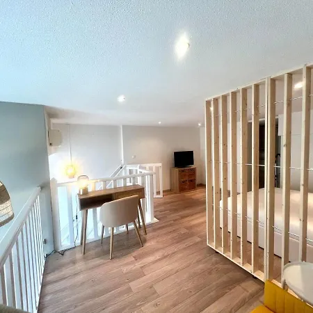 Duplex Avec Parking Prive *